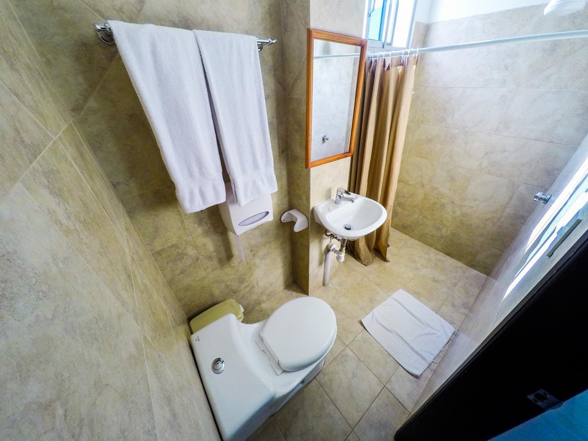 Dc Suites Aeropuerto Guayaquil Eksteriør bilde